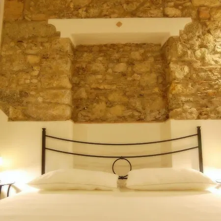 Incantevole E Storico In Pieno Centro Διαμέρισμα Ταορμίνα